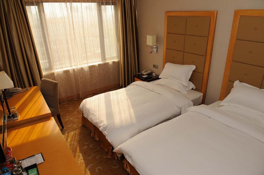 Shanghai Sky Rainbow Hotel Rom bilde